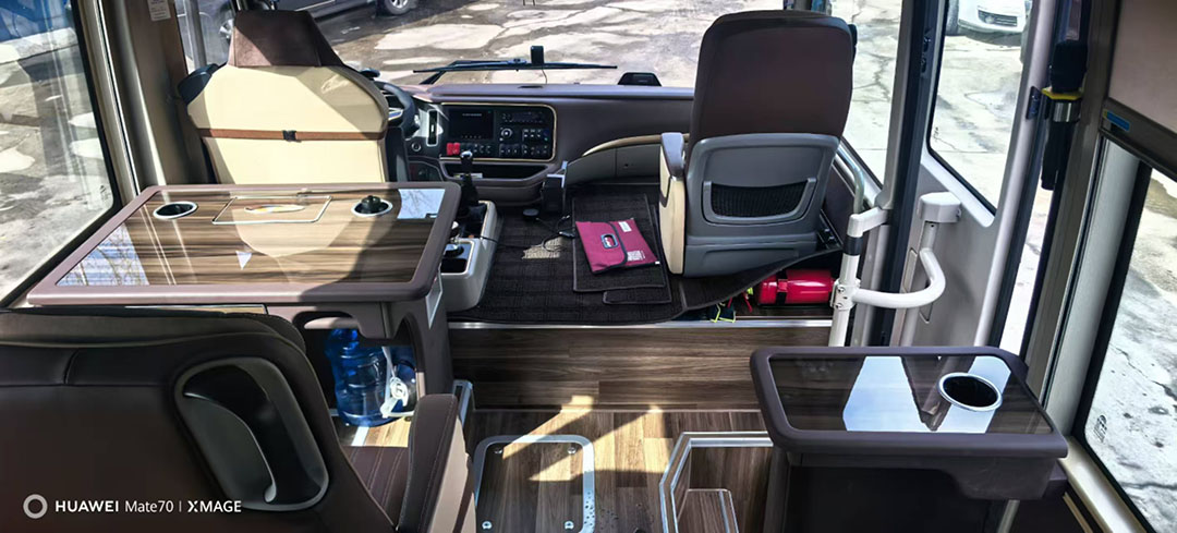 ɽ��������